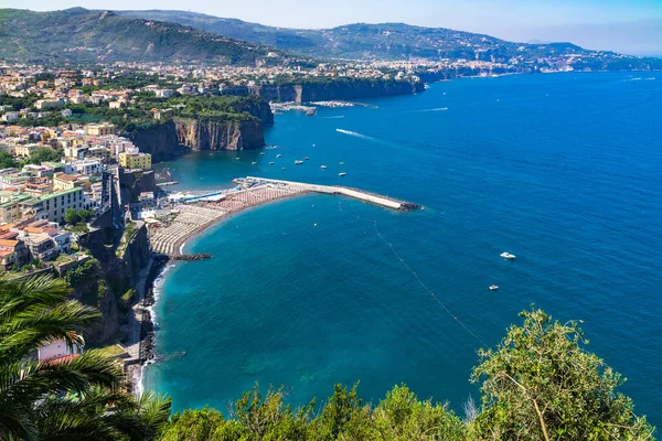 Paisaje Costa Del Meta Rodeado Por Mar Sorrento Italia — Foto de Stock