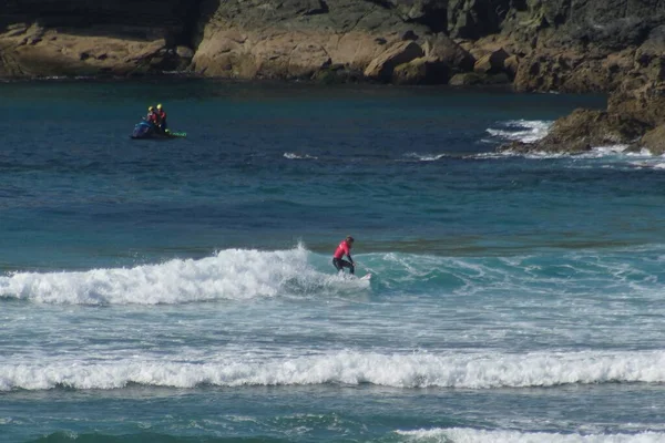 Surfista Nella Spiaggia Della Galizia Coruna Spagna Europa — Foto Stock