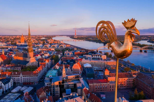 Den Gyllene Tuppen Spira Med Utsikt Över Den Gamla Staden — Stockfoto