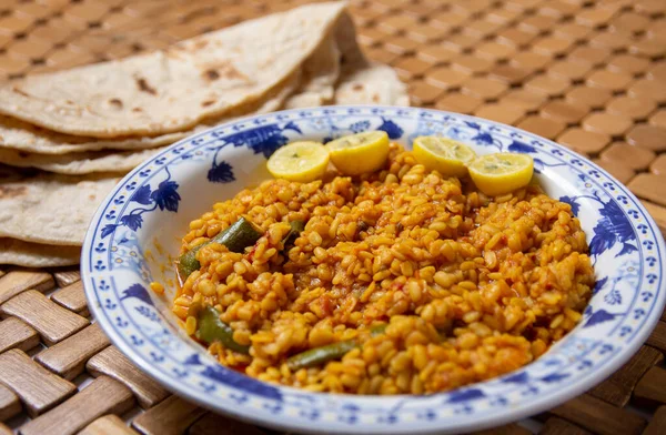 Saludable Tradicional Pakistaní Urad Dal Chapati —  Fotos de Stock