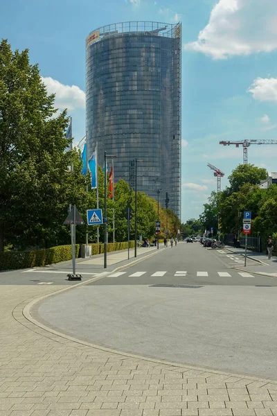 Bonn Německo Července 2020 Vysoko Zvedající Pošta Ústředí Post Dhl — Stock fotografie
