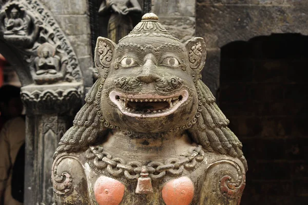 Close Uma Estátua Pedra Histórica Patan Subúrbio Kathmandu Nepal — Fotografia de Stock