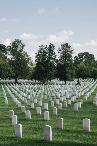 Washington Estados Unidos 2018 Disparo Vertical Lápidas Cementerio Arlington Washington —  Fotos de Stock