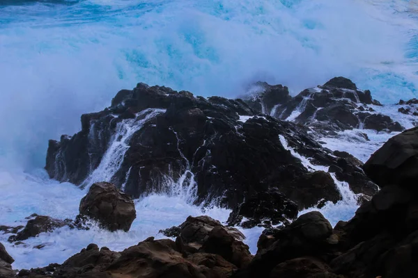 スペイン バレアレス諸島 メノルカ島の海と岩の息をのむような景色 — ストック写真