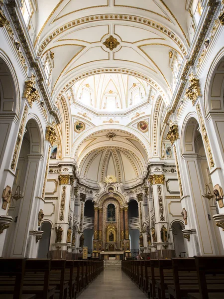 スペインのParroquia Nuestra Senora Del Consuelo Alteaの垂直ショット — ストック写真