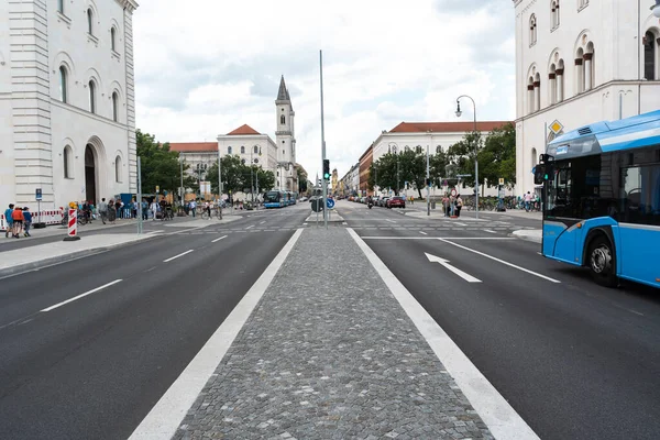 Munich Alemania Julio 2020 Escena Ciudad Múnich Universidad Con Autobuses — Foto de Stock