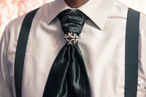 Closeup Shot Groom Wearing Striped Tie — Stock Photo, Image