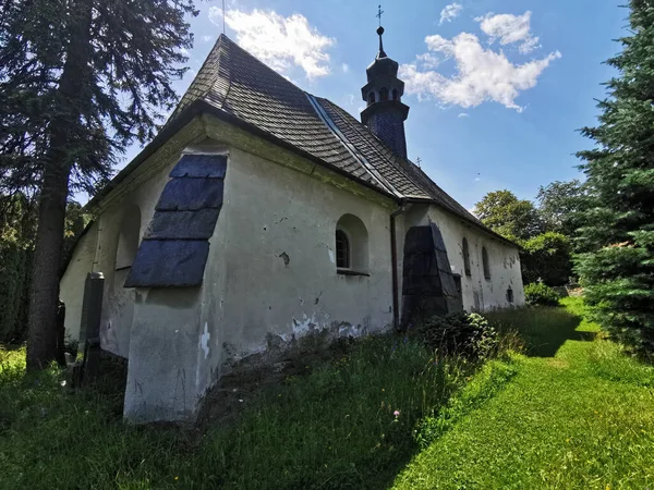 Den Gamla Kyrkan Kruzberk Byn Tjeckien — Stockfoto