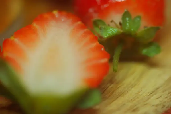Ein Selektiver Fokusschuss Frischer Reifer Erdbeeren — Stockfoto