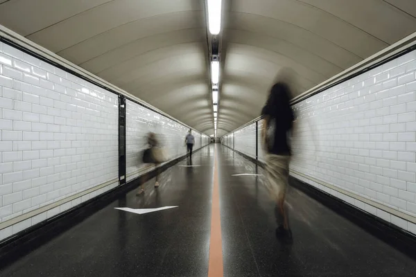 Group People Rushing Subway Corridor — Stock Photo, Image