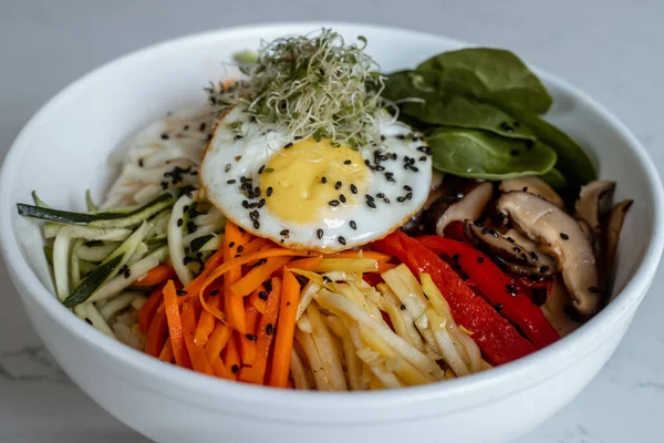 Closeup Shot Vegetarian Korean Bibimbap — Stock Photo, Image