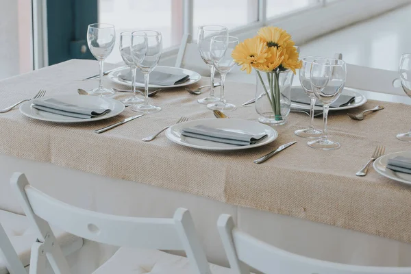Tisch Für Eine Event Party Einem Restaurant Gedeckt — Stockfoto