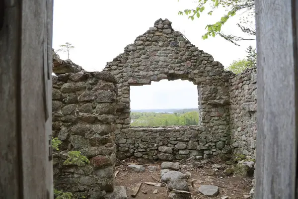 Una Pared Una Antigua Casa Piedra Ruinas Albergue Abandonado —  Fotos de Stock