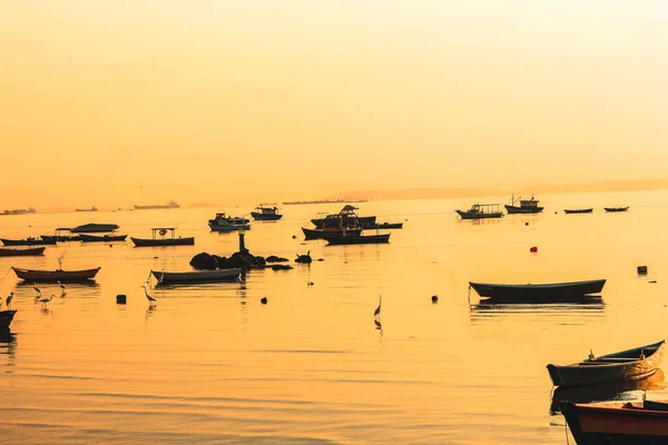 Uma Bela Vista Dos Barcos Pesca Mar Pôr Sol — Fotografia de Stock