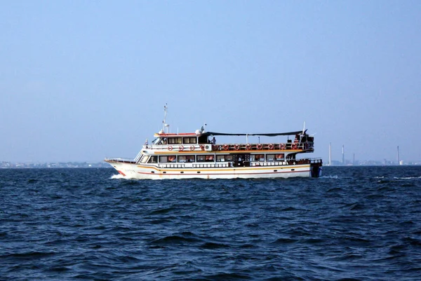 Mamaia Rumänien Aug 2017 Ett Turistskepp Till Havs Mamaia Romania — Stockfoto