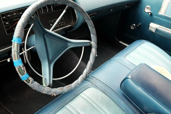 Closeup Shot Steering Wheel Old Green Vintage Car — Stock Photo, Image