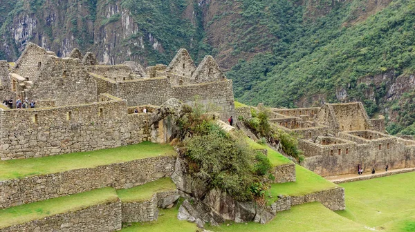 Eine Aufnahme Der Ruinen Von Machu Picchu Peru Einem Nebligen — Stockfoto