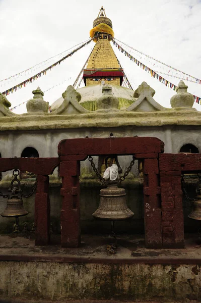 Colpo Verticale Una Campana Fronte Famoso Boudhanath Kathmandu Nepal — Foto Stock