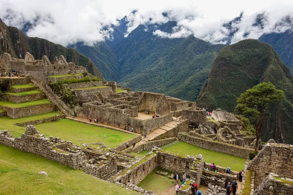 Cliché Grand Angle Des Ruines Machu Picchu Capturé Pérou — Photo