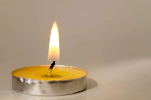 Closeup Shot Candle Burning Circular Container — Stock Photo, Image