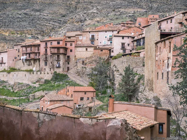 スペインの古い町Albarracinからの空中ショット — ストック写真