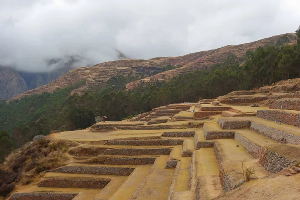Eine Sonnige Landschaft Der Archäologischen Stätte Chavin Huantar Peru — Stockfoto