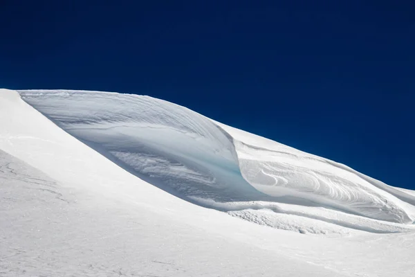Vrchol Hory Pokrytý Sněhem Zimě — Stock fotografie