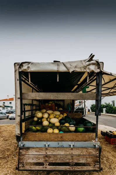 Egy Függőleges Lövés Görögdinnye Dinnye Élelmiszer Piacon Alentejo Portugália — Stock Fotó