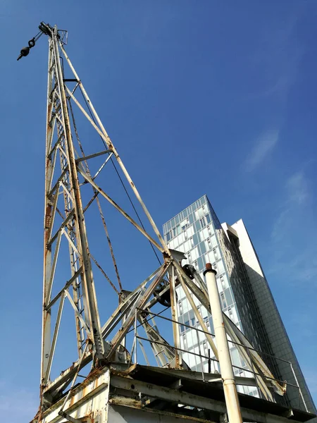 Low Angle Shot Transmitter Tower — Stock Photo, Image