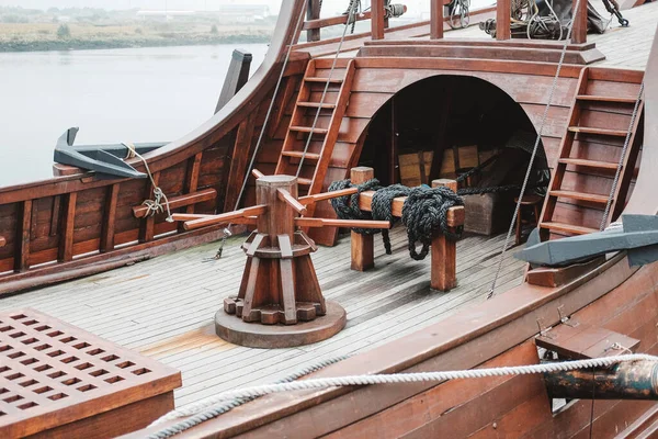 Nahaufnahme Der Ausrüstungsgegenstände Eines Schiffes — Stockfoto