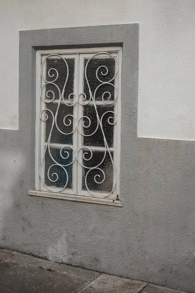 Вертикальний Знімок Старого Вікна Муніципалітеті Камінха Португалія — стокове фото