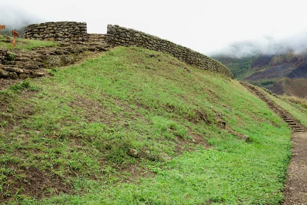 Las Ruinas Wamanmarka Bajo Cielo Nublado Durante Día Perú — Foto de Stock