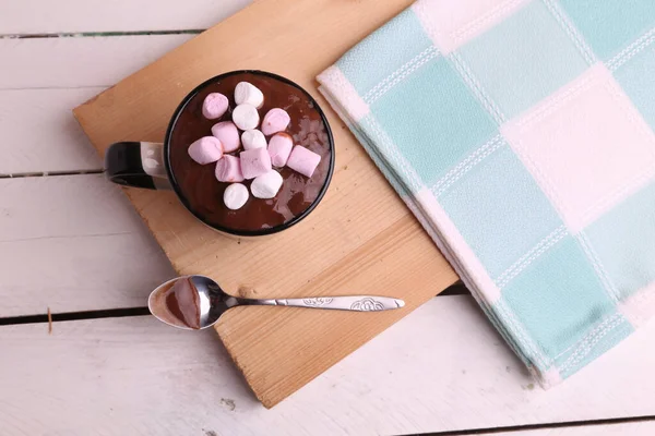 Flat Lay Shot Cup Hot Chocolate Marshmallows Wooden Board Spoon — Stock Photo, Image