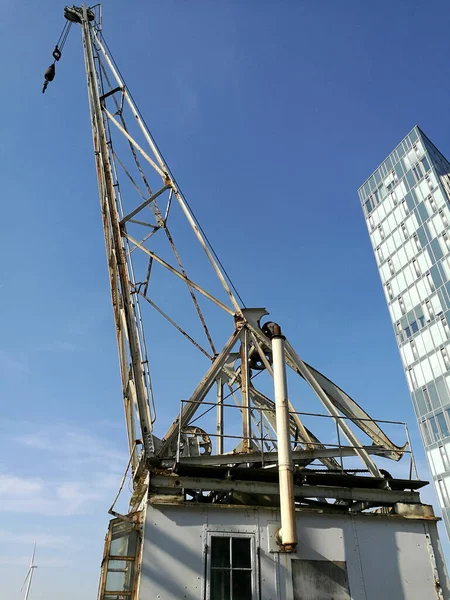 Colpo Basso Angolo Torre Trasmettitore — Foto Stock