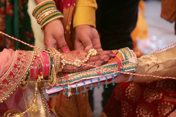 Traditional Indian Wedding Bride Groom Hast Melap — Stock Photo, Image