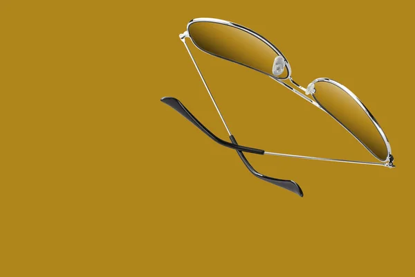 Zbliżenie Ujęcie Okularów Odizolowanych Brązowym Tle — Zdjęcie stockowe