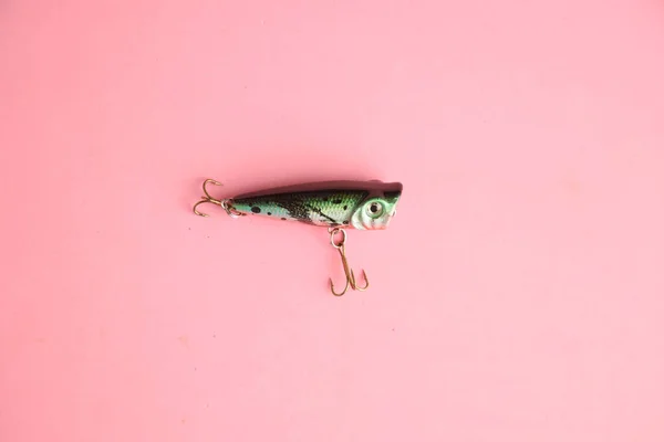 Señuelo Pesca Forma Pescado Sobre Fondo Rosa —  Fotos de Stock