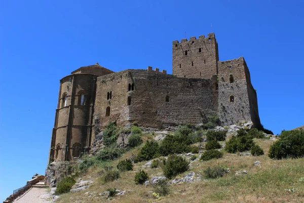 卢拉城堡是一座罗曼式城堡 位于卢拉 西班牙 阿拉贡 Huesca — 图库照片