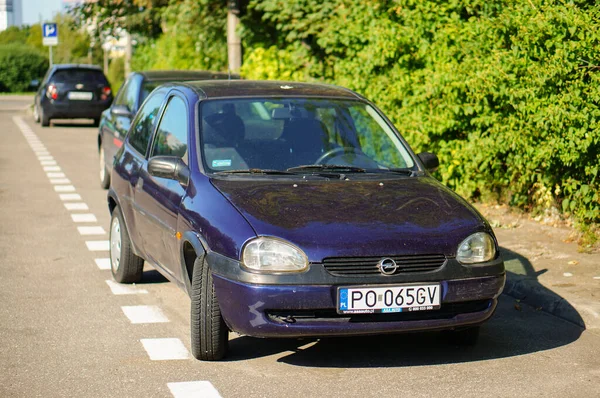 Poznan Pologne Juil 2020 Petite Voiture Opel Corsa Garée Sur — Photo