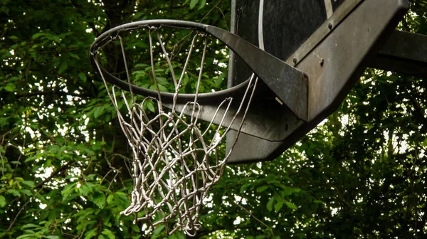 Siyah Basketbol Potasının Yakın Çekimi — Stok fotoğraf