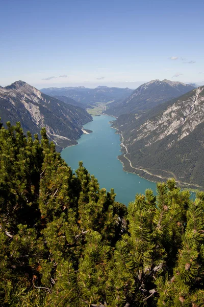 Vacker Vertikal Hög Vinkel Utsikt Över Achensee Österrike — Stockfoto