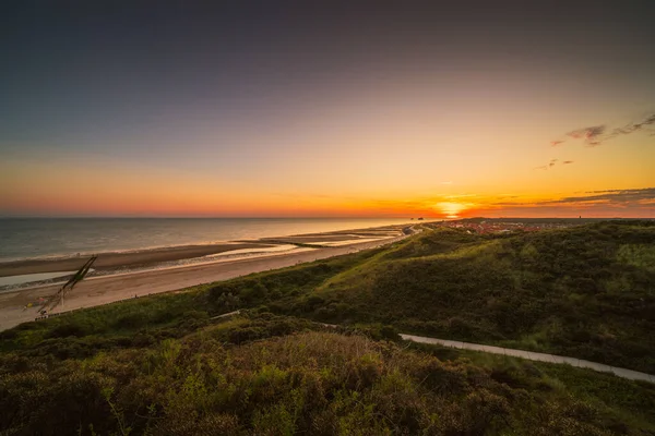 Fascynujący Krajobraz Morski Podczas Zachodu Słońca Zoutelande Zeeland Holandia — Zdjęcie stockowe