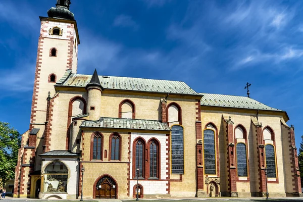 Banska Bystrica Daki Güzel Kilise Olduğu Söylenen Kiliseyi Gösteriyor — Stok fotoğraf