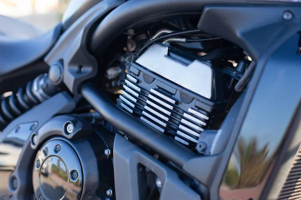 Detailní Záběr Motorového Detailu Černé Motocyklu — Stock fotografie