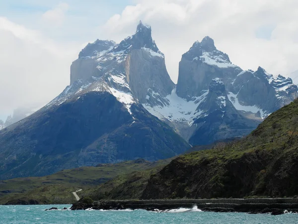 Κορυφή Των Βράχων Στο Εθνικό Πάρκο Torres Del Paine Estancia — Φωτογραφία Αρχείου