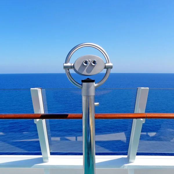 Closeup Shot Binocular Cruise Ship Scenic Ocean View — Stock Photo, Image