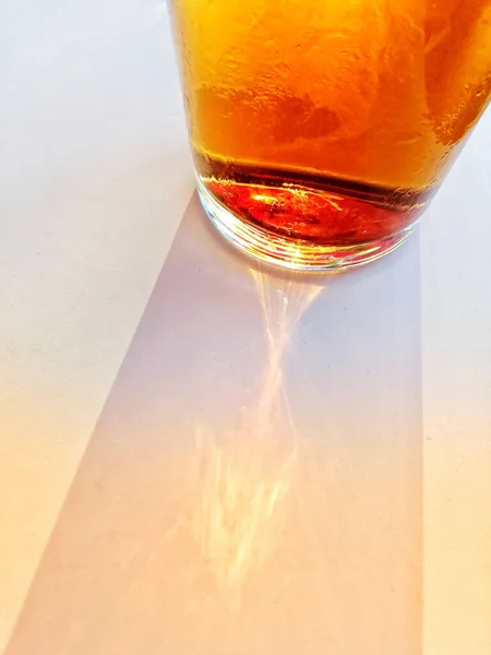 Ένα Κοντινό Πλάνο Από Ένα Ποτήρι Νεγκρόνι — Φωτογραφία Αρχείου