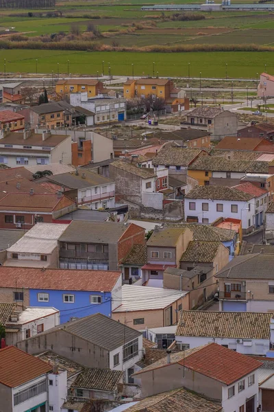 Tiro Vertical Ângulo Alto Dos Edifícios Bairro Durante Dia — Fotografia de Stock