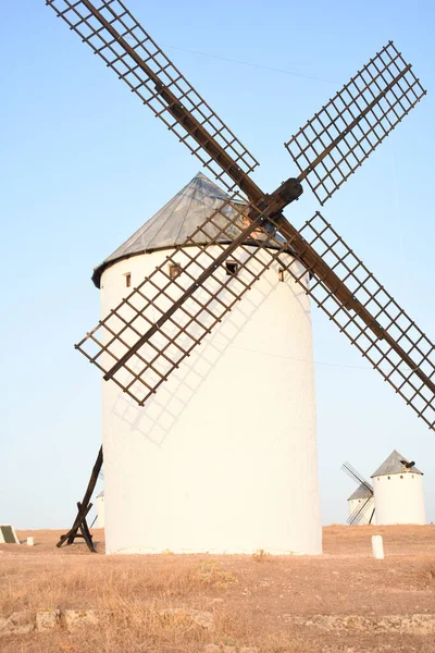 Disparo Vertical Molino Viento Campo — Foto de Stock