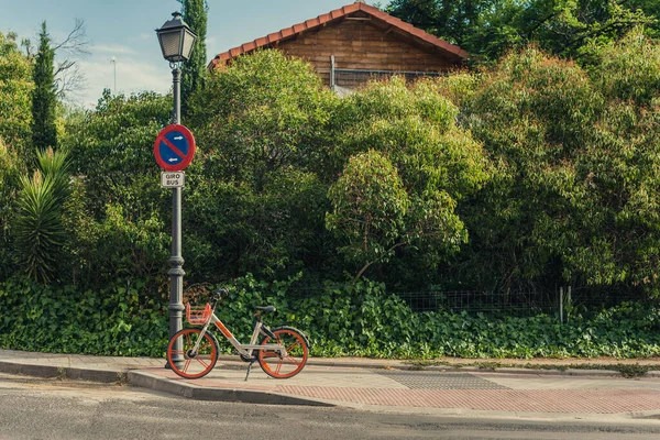 Eine Landschaftsaufnahme Eines Öffentlichen Elektro Fahrrads — Stockfoto